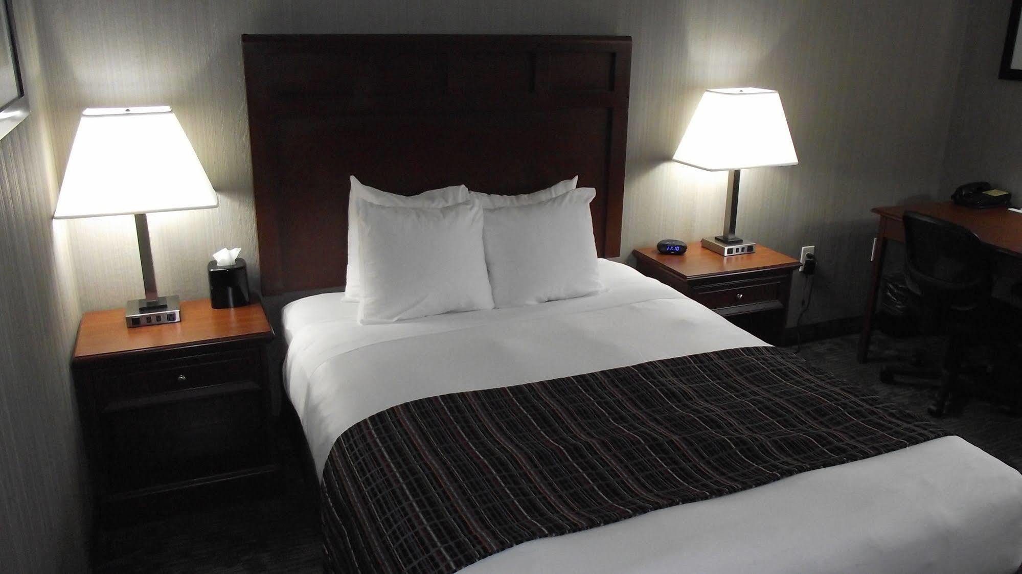 Country Inn & Suites By Radisson, Delta Park North Portland Dış mekan fotoğraf